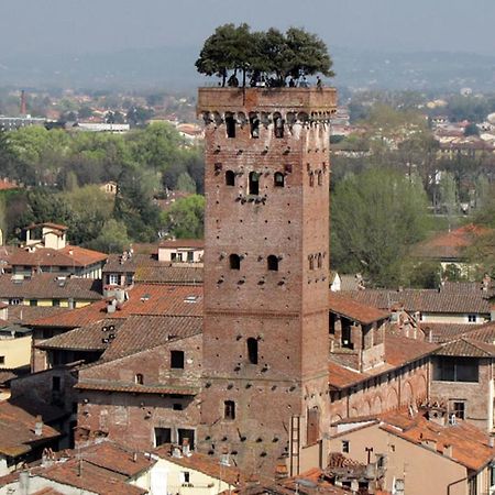 Ferienwohnung Charme Con Parcheggio Lucca Exterior foto