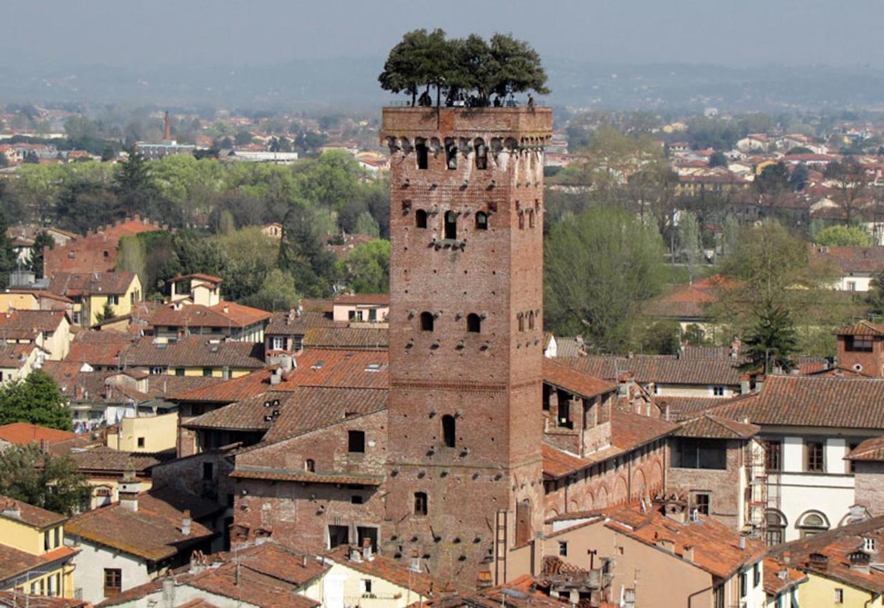 Ferienwohnung Charme Con Parcheggio Lucca Exterior foto